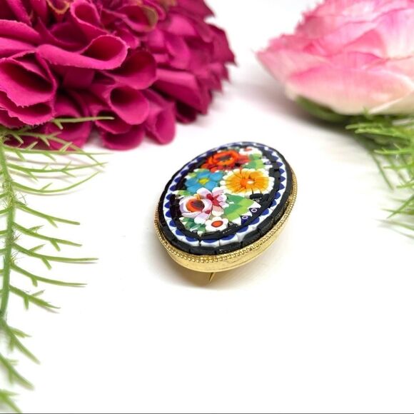 VINTAGE⚜️ITALIAN Micro Mosaic Floral Glass Artwork Brooch - Picture 5 of 9